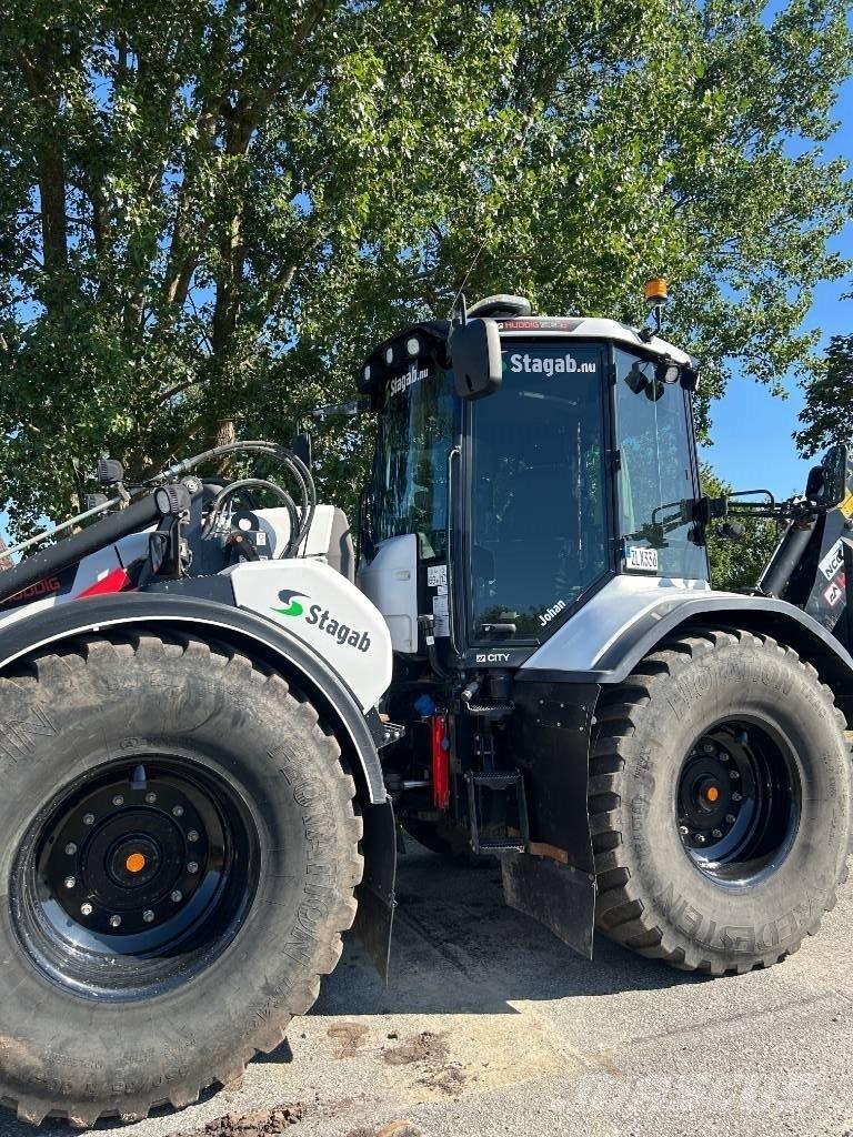 Huddig 1260D Buldoexcavatoare