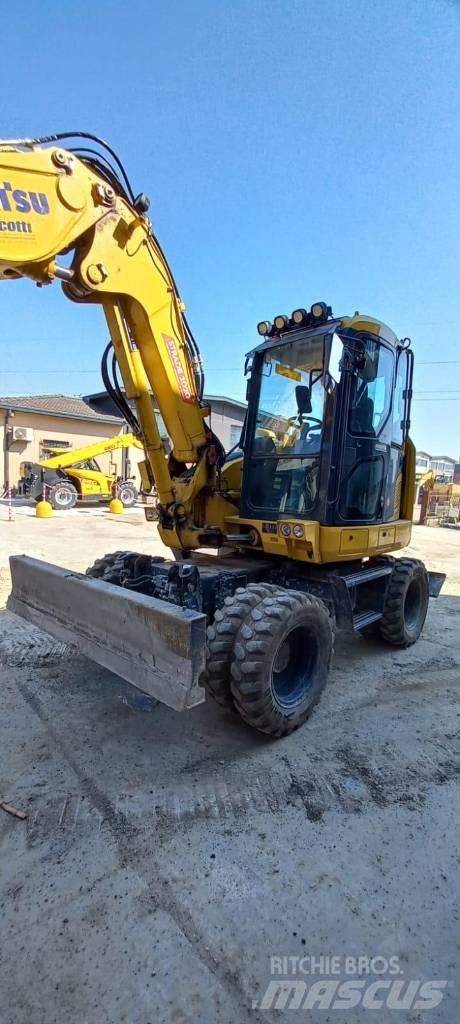 Komatsu PW98 MR-11 Excavatoare cu roti