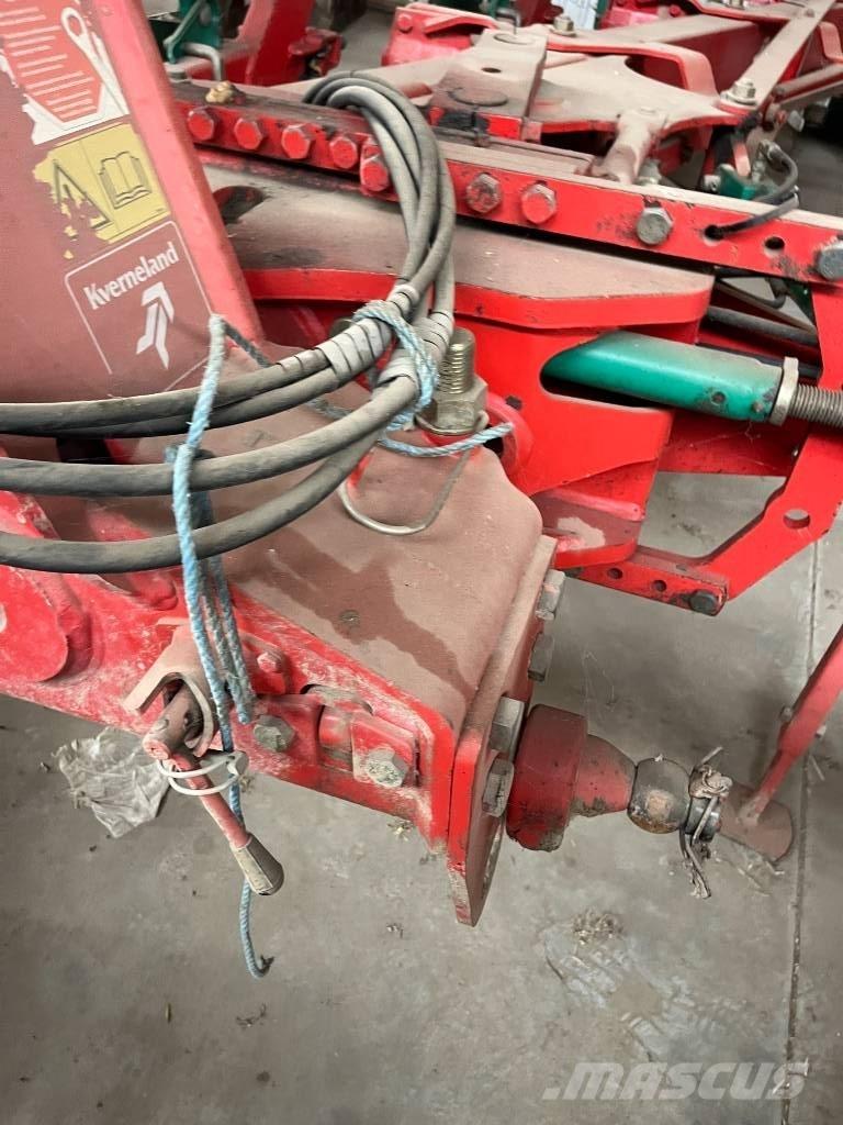 Kverneland EG 100 Pluguri reversibile