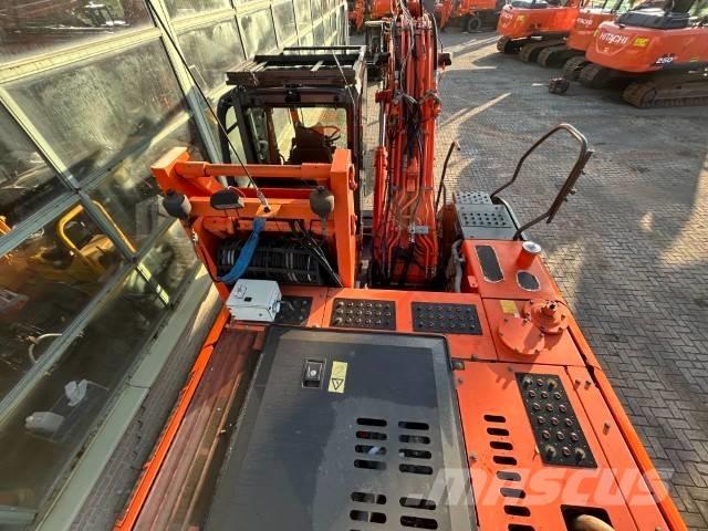 Hitachi ZX 170 W-3 Excavatoare cu roti