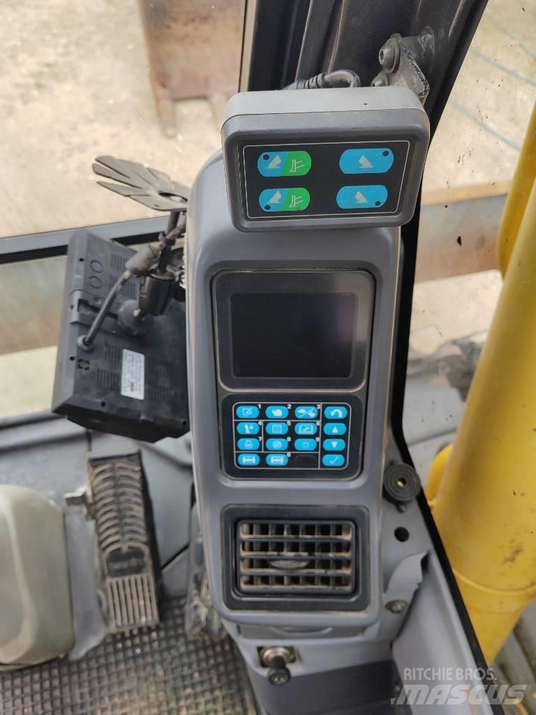 Komatsu PW 180-7EO Excavatoare cu roti