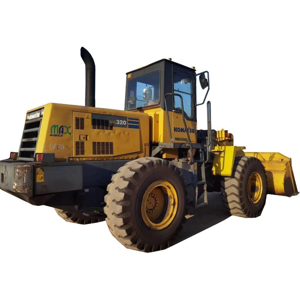 Komatsu WA 320-3 Incarcator pe pneuri