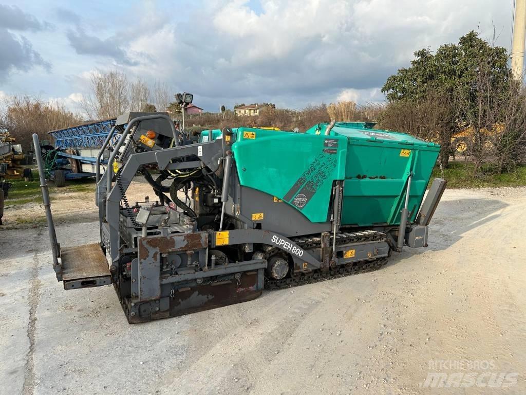 Vögele Super 800 Pavatoare asfalt