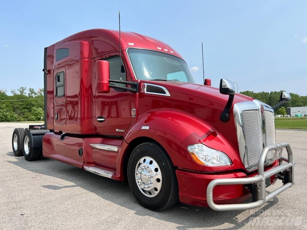 Kenworth T 680 Autotractoare