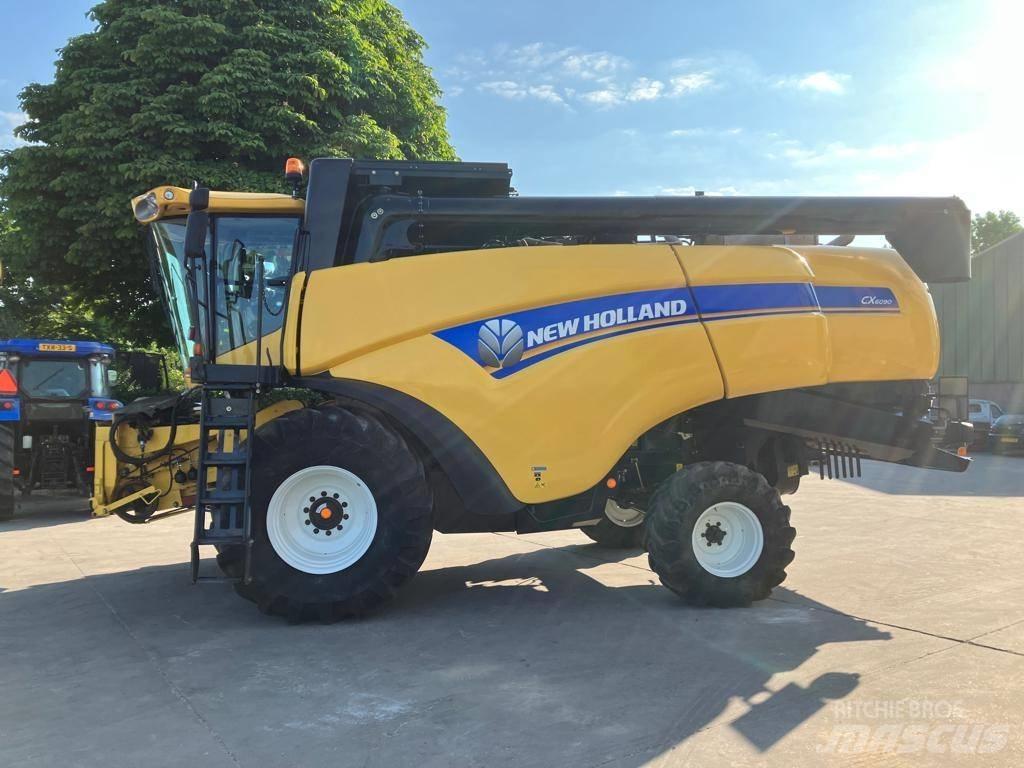 New Holland CX 6090 Combine de secerat