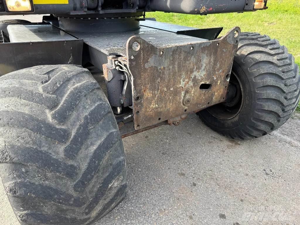 Volvo EW140 Excavatoare cu roti