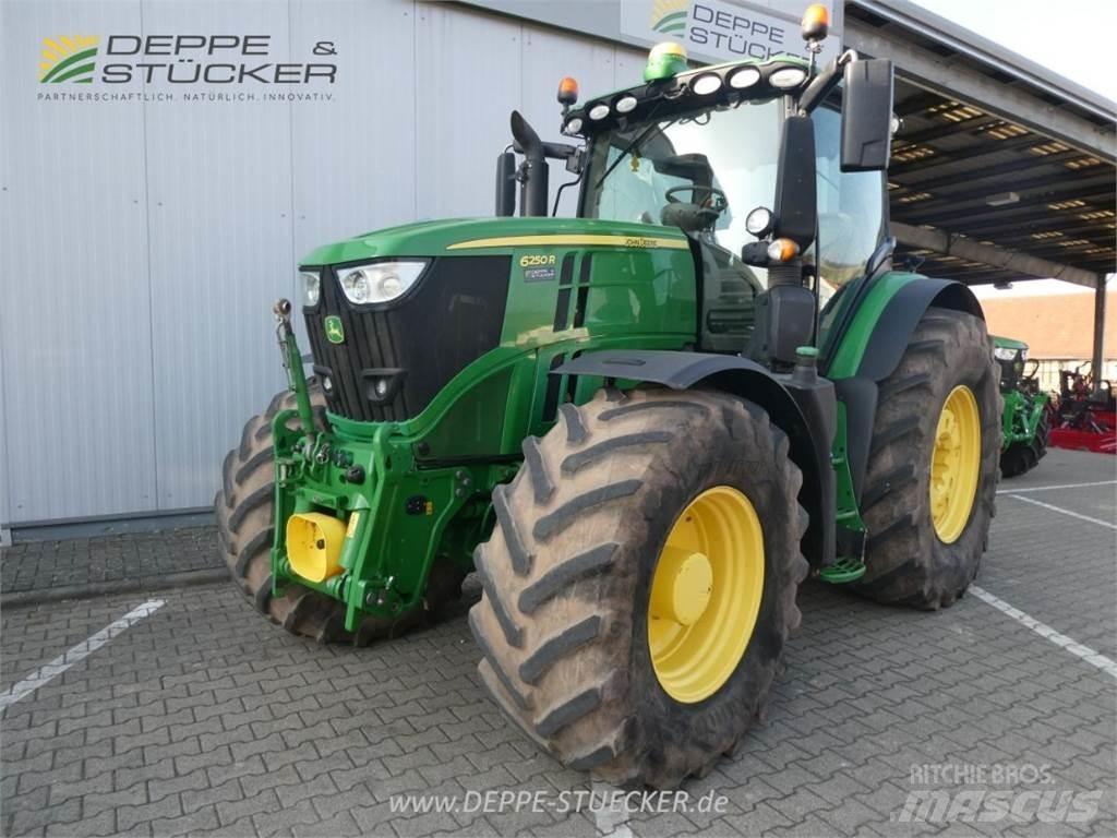 John Deere 6250R Tractoare