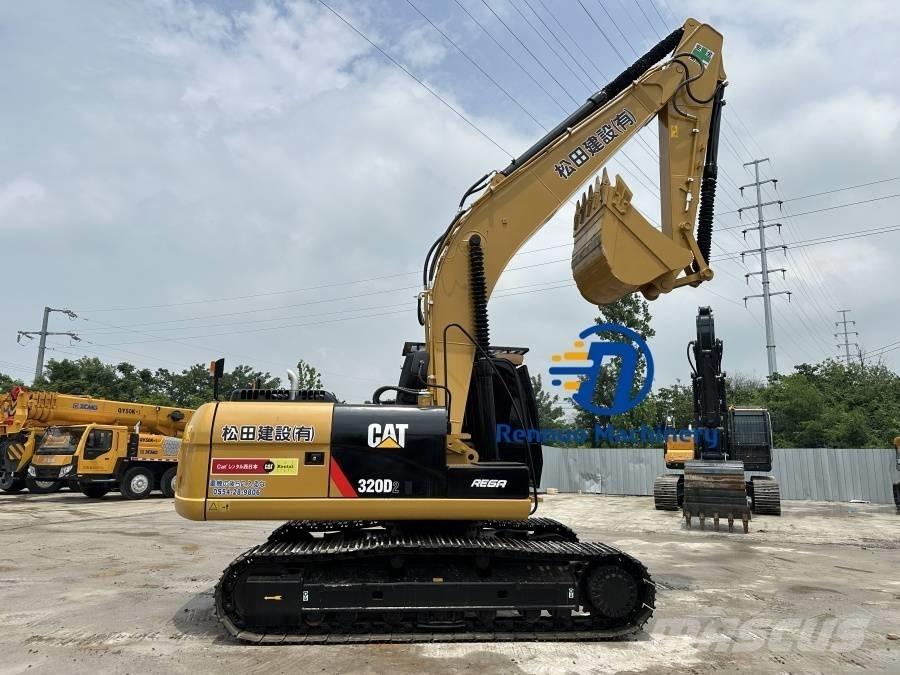 CAT 320 D2 Excavatoare pe șenile
