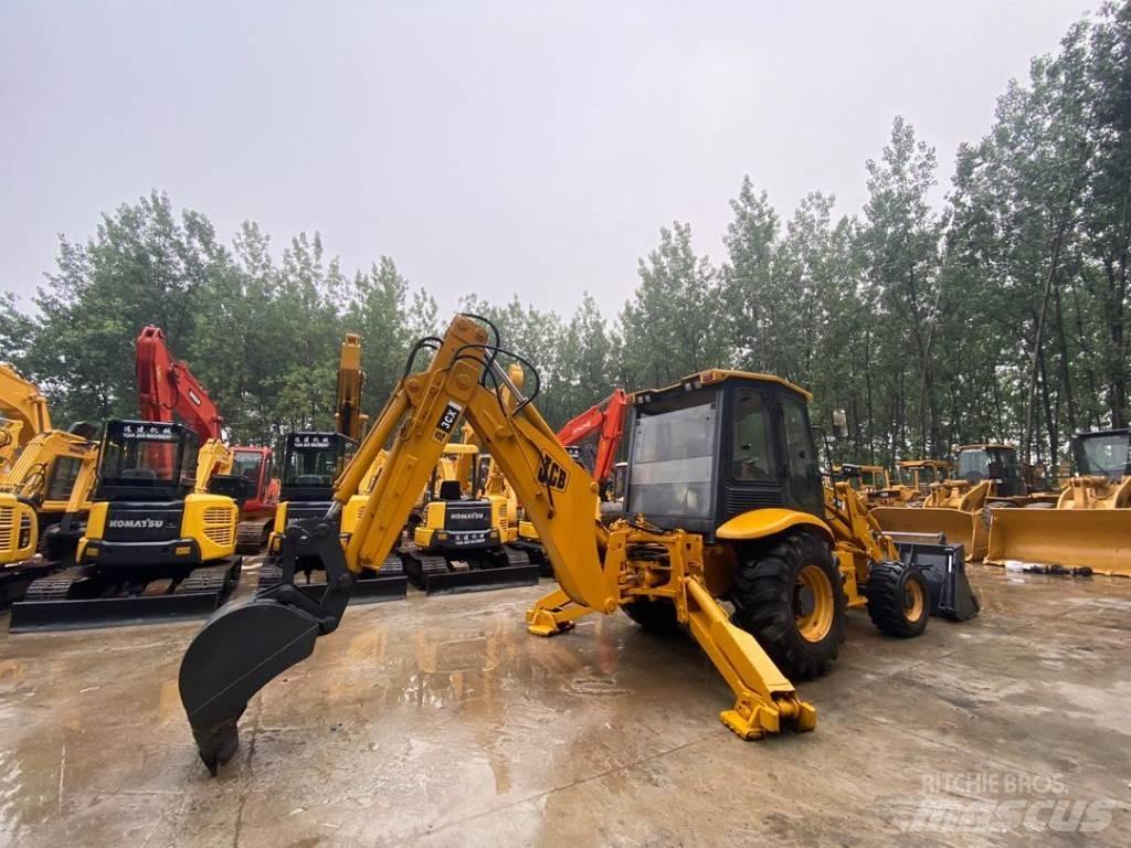 JCB 3 CX Buldoexcavatoare