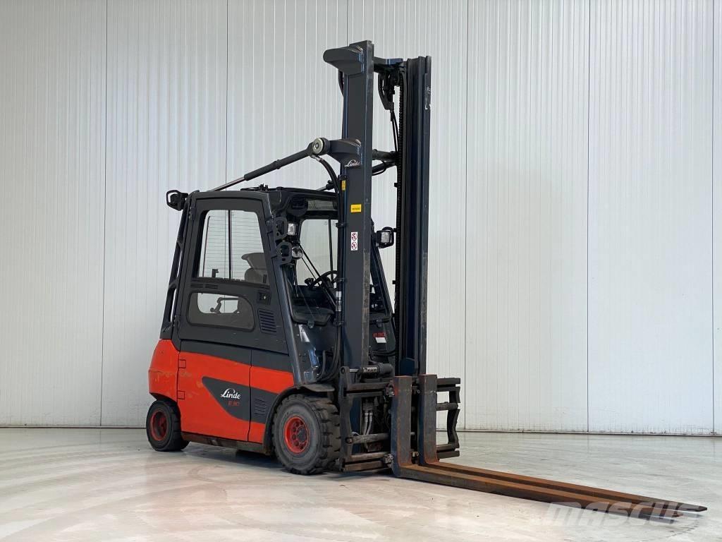 Linde E30-01 Stivuitor electric