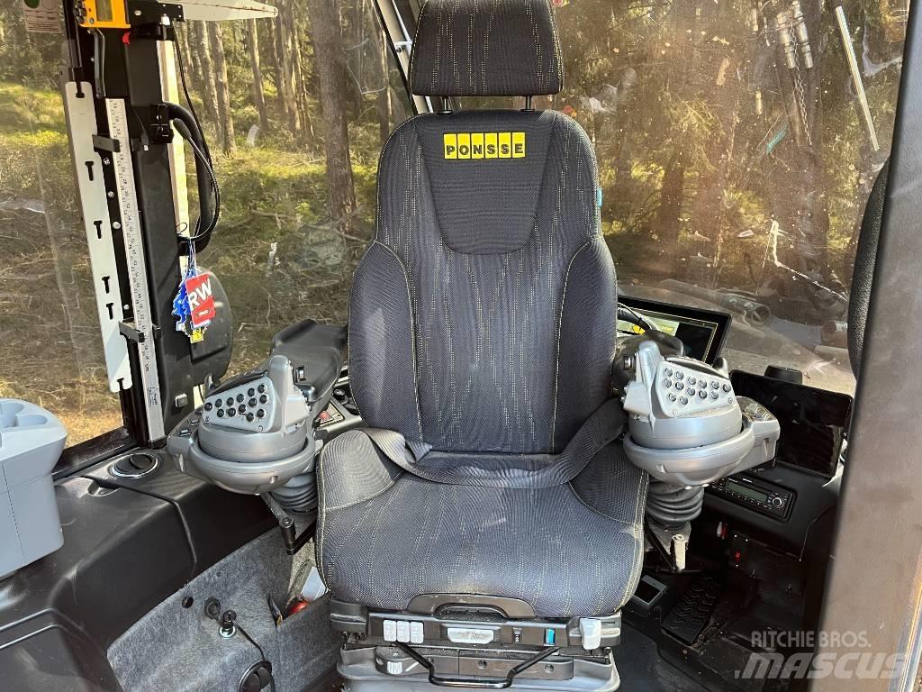 Ponsse Bear 8W Combine forestiere