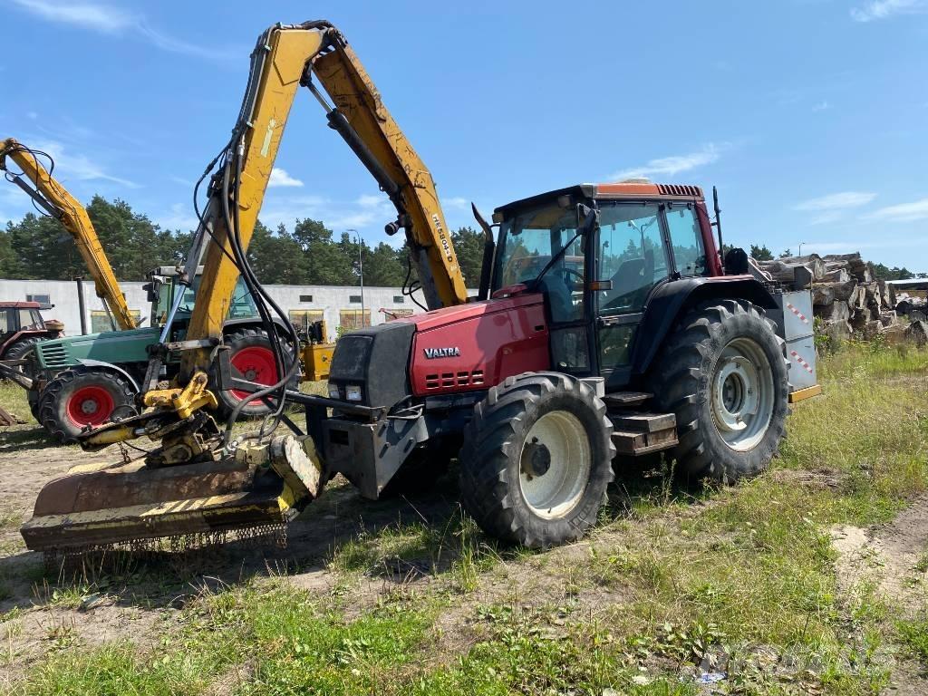 Valtra 6350 Tractoare