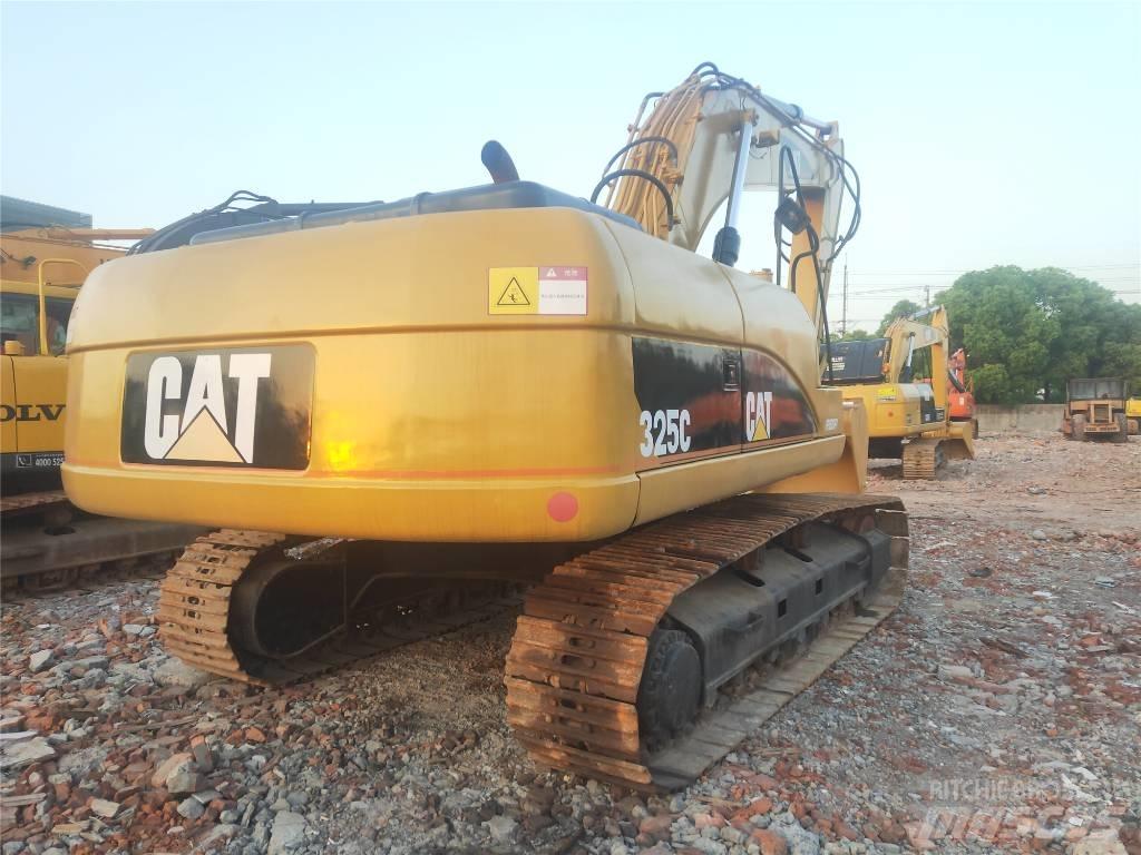 CAT 325C Excavatoare pe șenile
