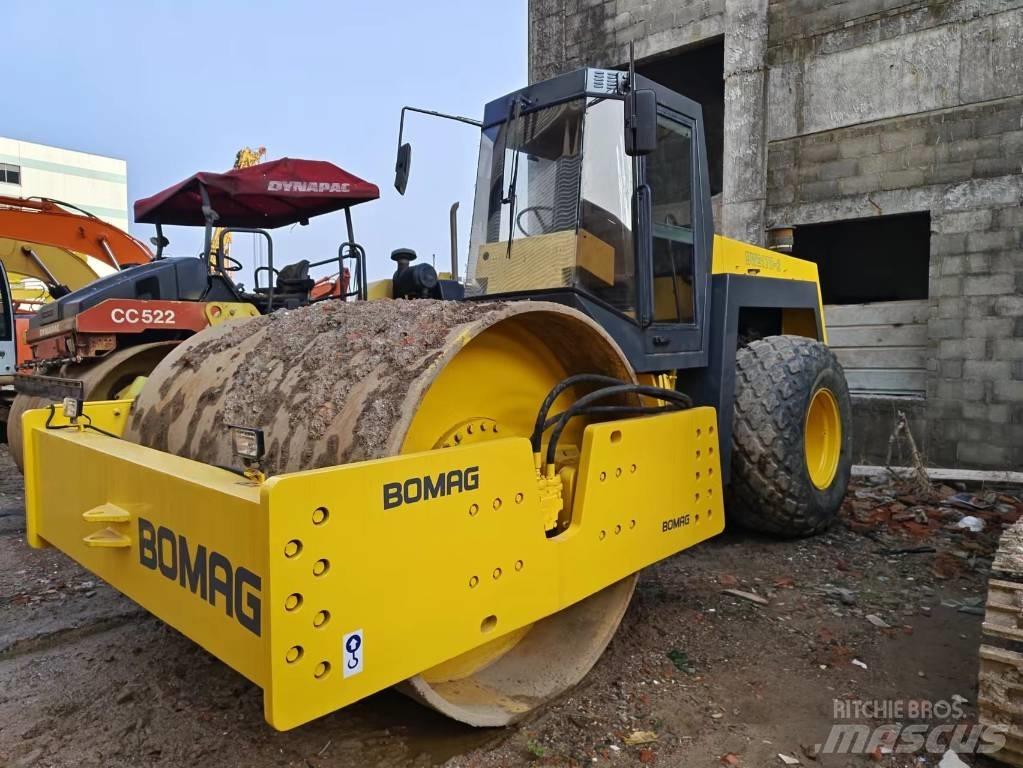 Bomag BW 217 Compactoare monocilindrice