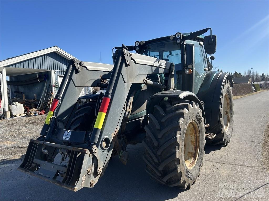Valtra N 174 VERSU Tractoare