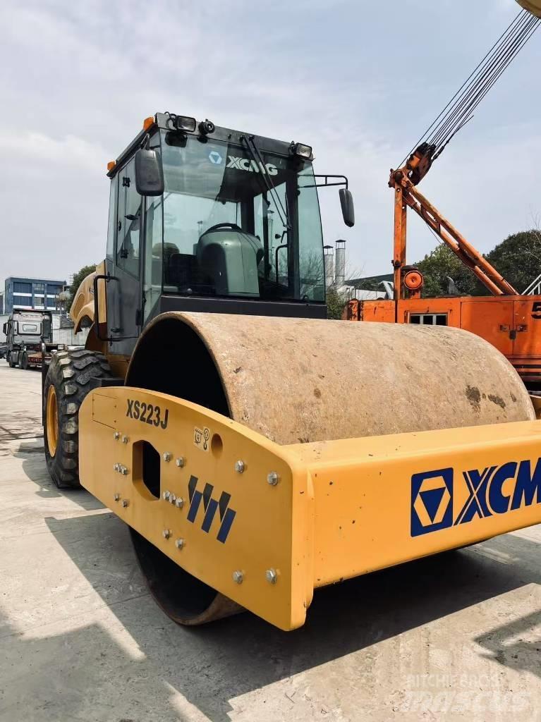 XCMG XS 223 J Compactoare monocilindrice