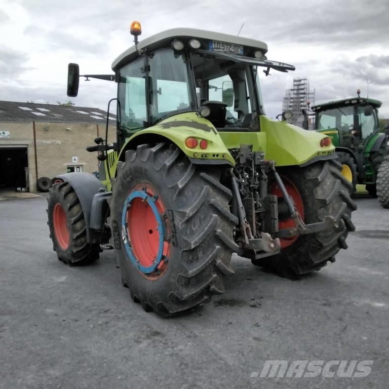 CLAAS 640 ARION Tractoare