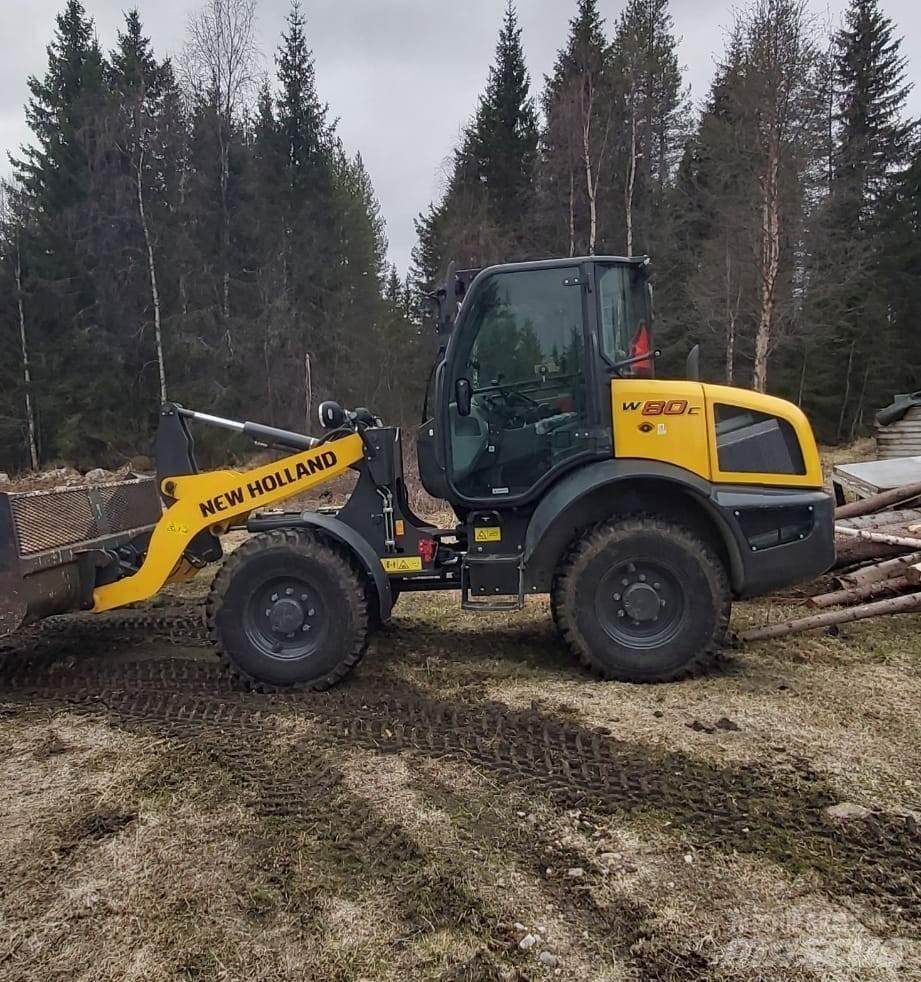 New Holland W80C Incarcator pe pneuri