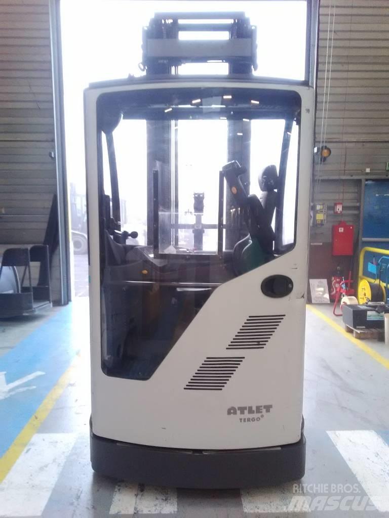 UniCarriers UMS 160 Stivuitor cu catarg retractabil