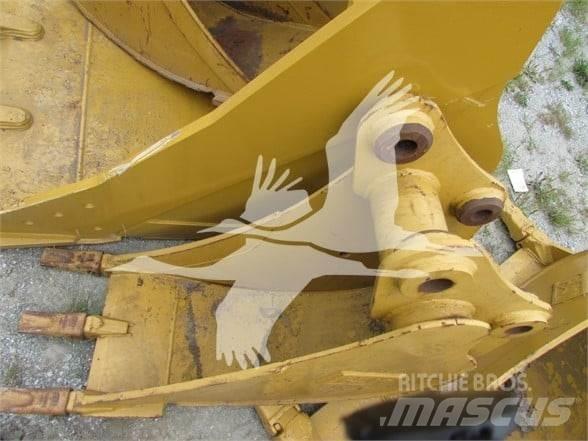 CAT 2395986 Pistoane