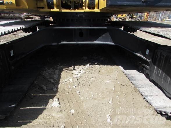 CAT 313F Excavatoare pe șenile

