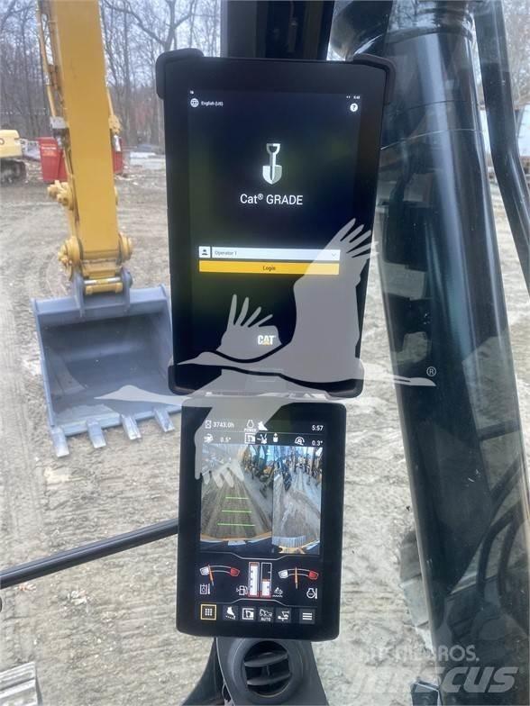 CAT 320 Excavatoare pe șenile
