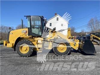 CAT 910 Incarcator pe pneuri