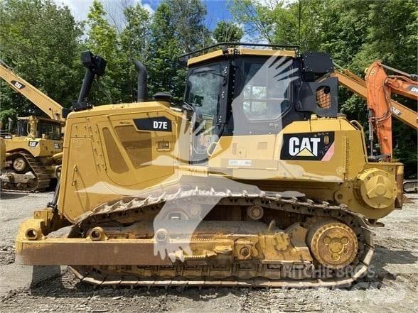 CAT D7E Buldozere pe senile