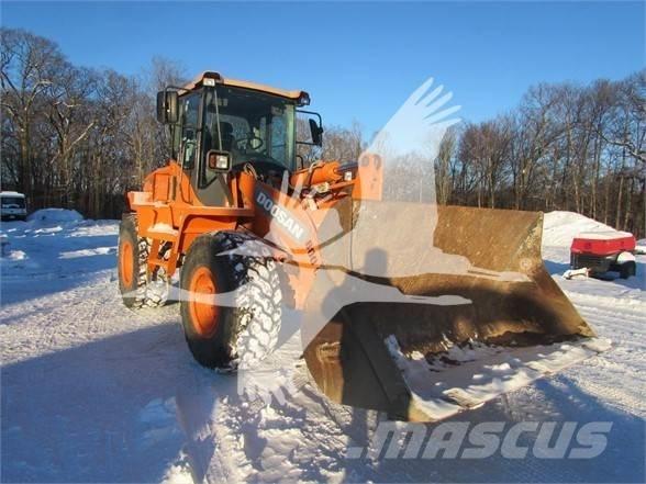 Doosan DL220-3 Incarcator pe pneuri