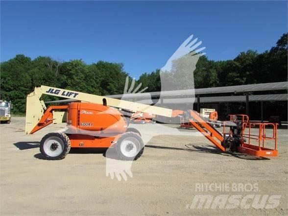 JLG 600AJ Nacele cu brat articulat