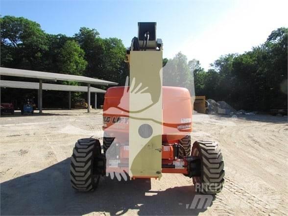 JLG 600AJ Nacele cu brat articulat