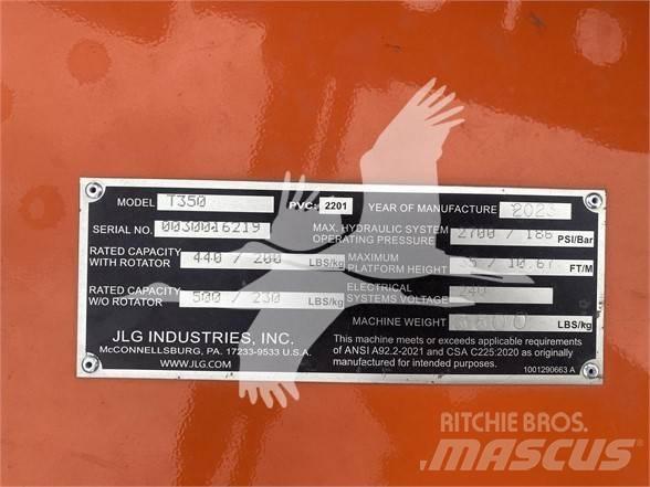 JLG T350 Platforme aeriene montate pe remorca