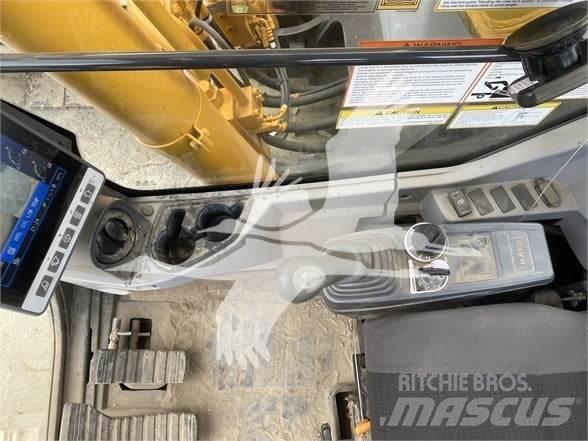 Kato HD820 LC Excavatoare pe șenile
