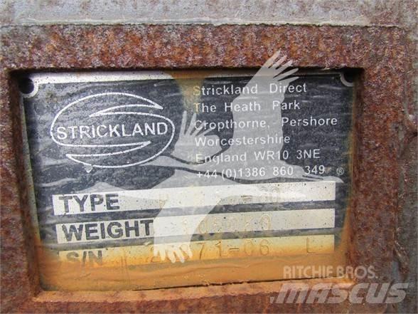 Strickland  Pistoane