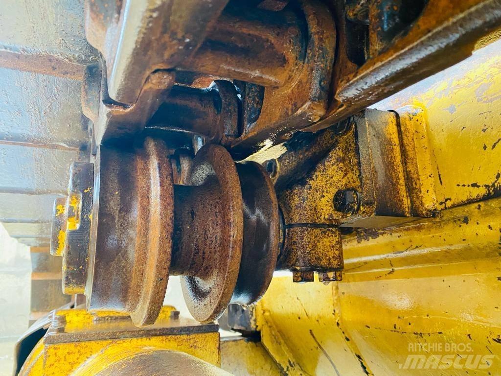 CAT 953 Încarcatoare cu excavator