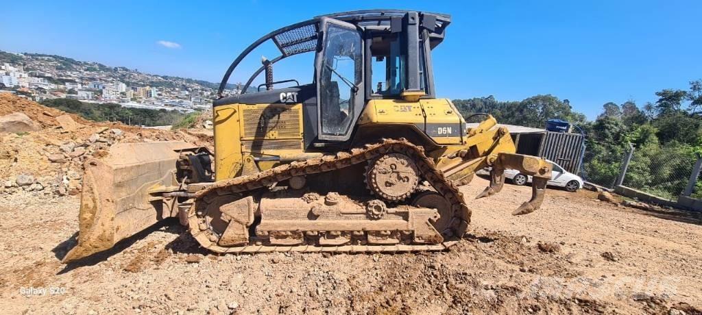 CAT D 6 N Buldozere pe senile