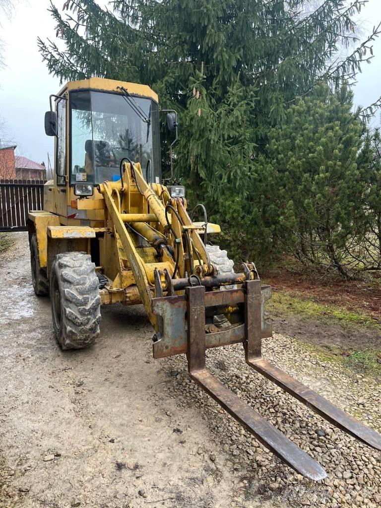 Schaeff SKL 831 Incarcator pe pneuri