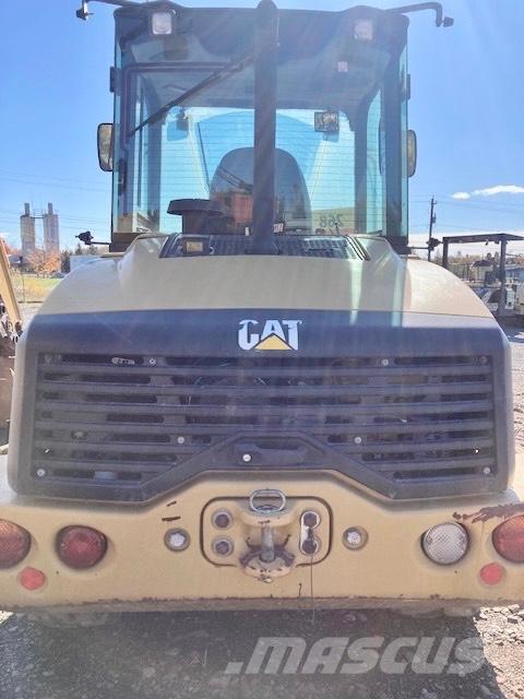 CAT 908 M Incarcator pe pneuri