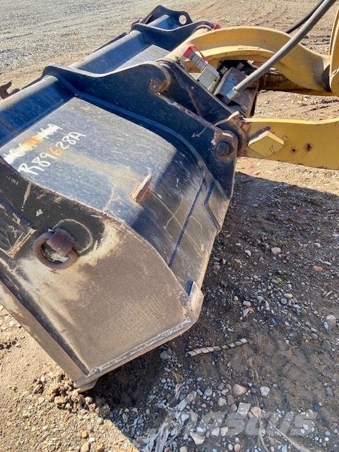 CAT 908 M Incarcator pe pneuri