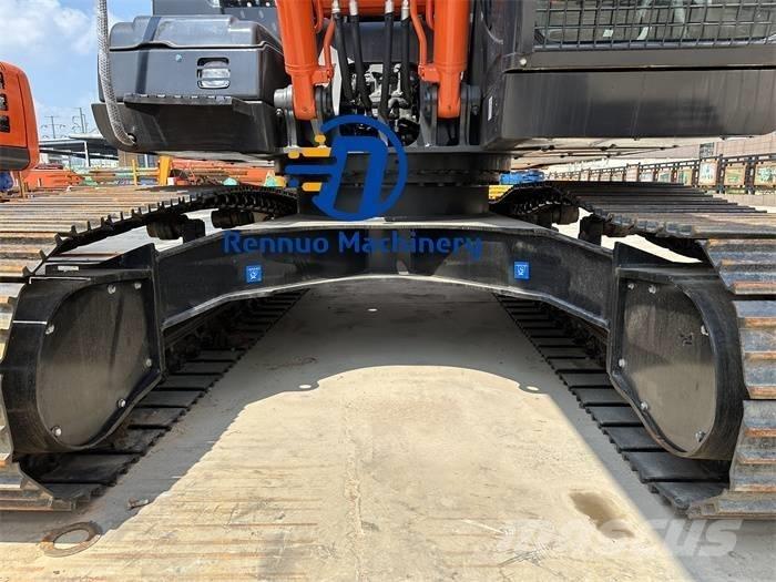 Hitachi ZX 200-3 Excavatoare pe șenile
