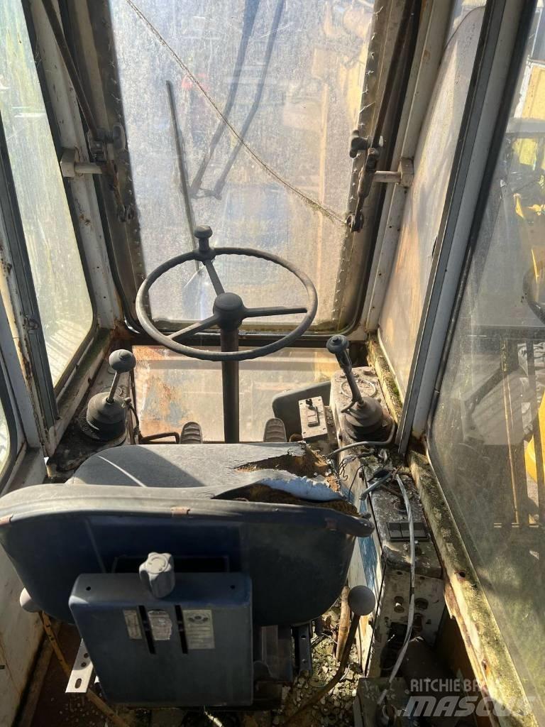 Liebherr 7951 Excavatoare cu roti