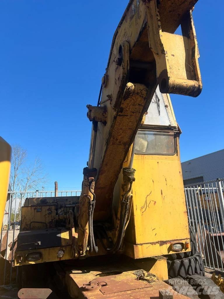 Liebherr 7951 Excavatoare cu roti