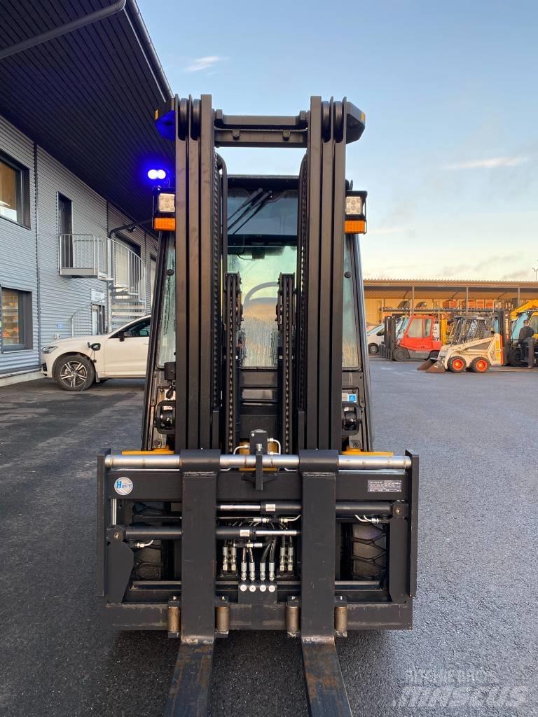 Hyundai 35DA-9 Stivuitor diesel