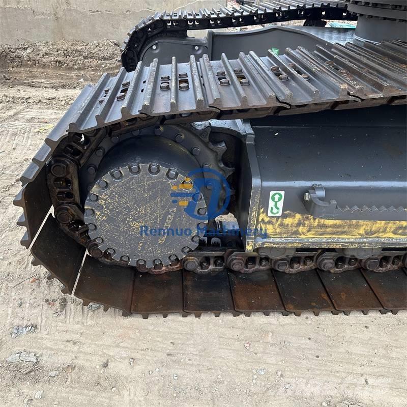 Volvo EC 240 Excavatoare pe șenile
