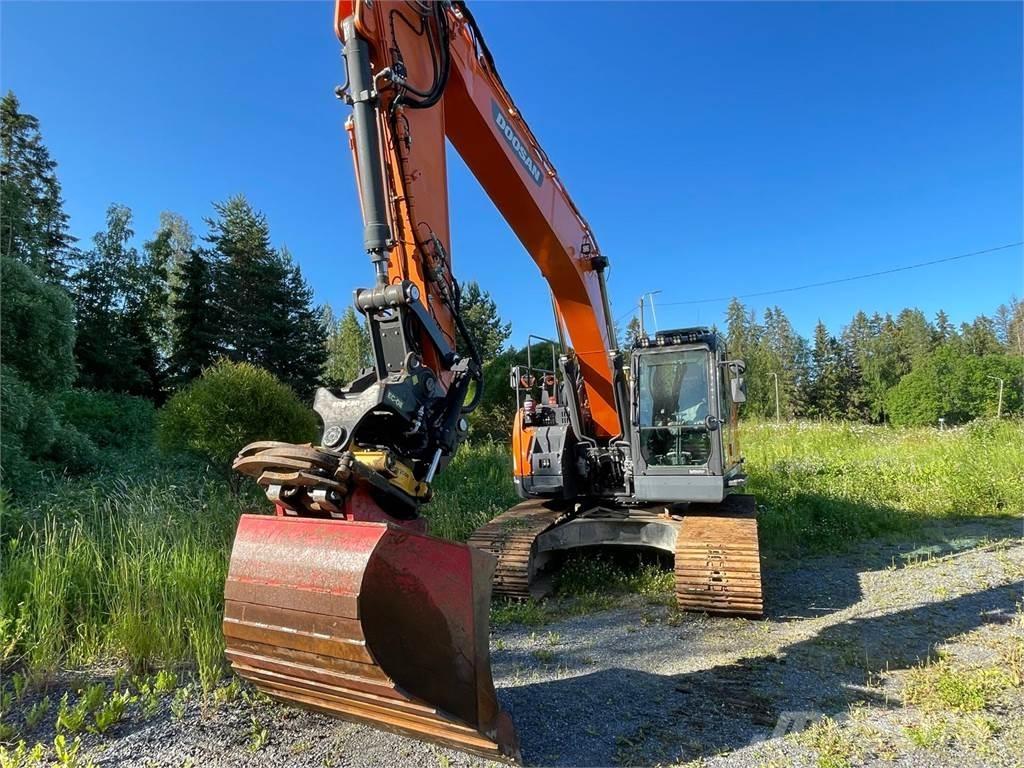 Doosan DX235 LRC Excavatoare pe șenile
