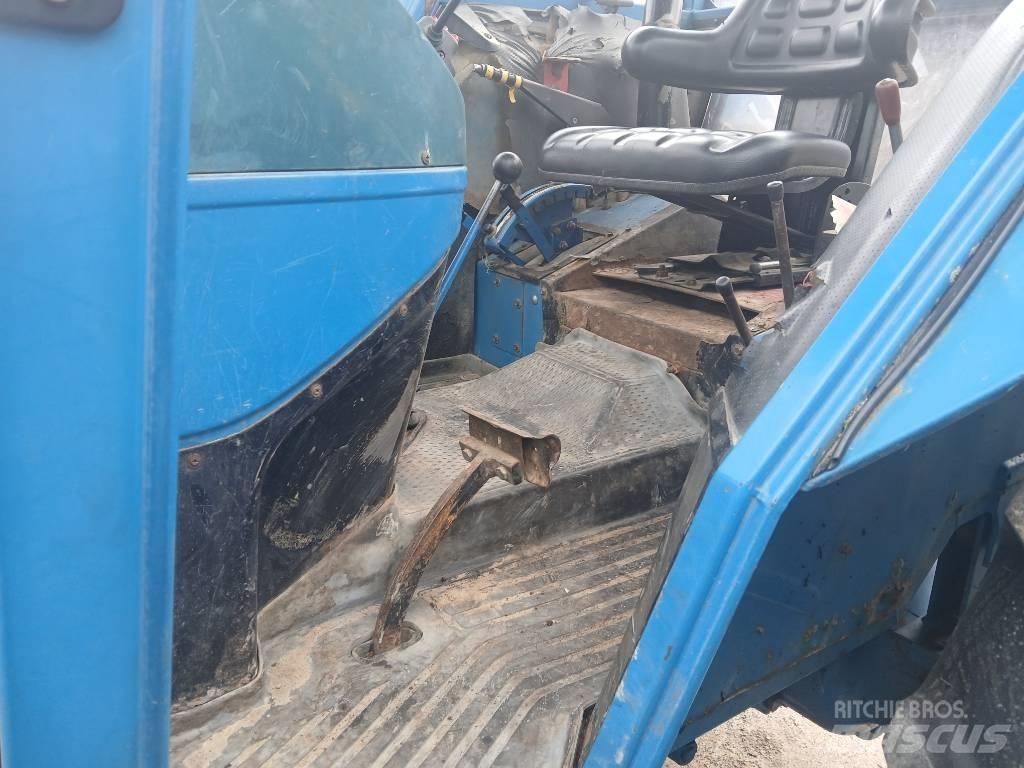 Ford 5610 Farmal Tractoare