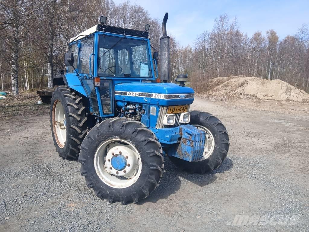 Ford 5610 Farmal Tractoare