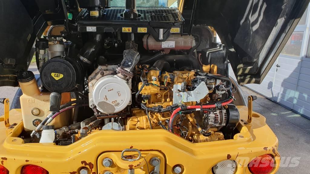 CAT 908 M Incarcator pe pneuri