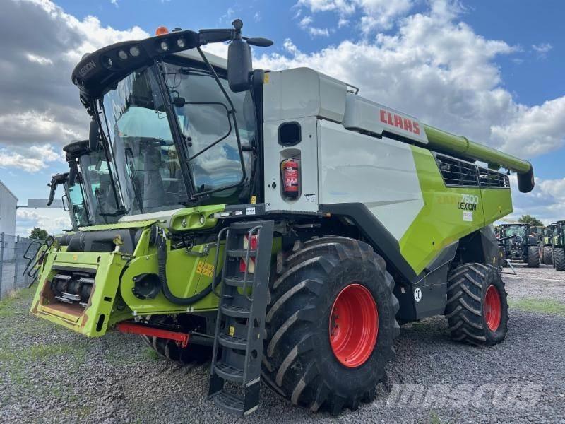 CLAAS LEXION 7600 Combine de secerat