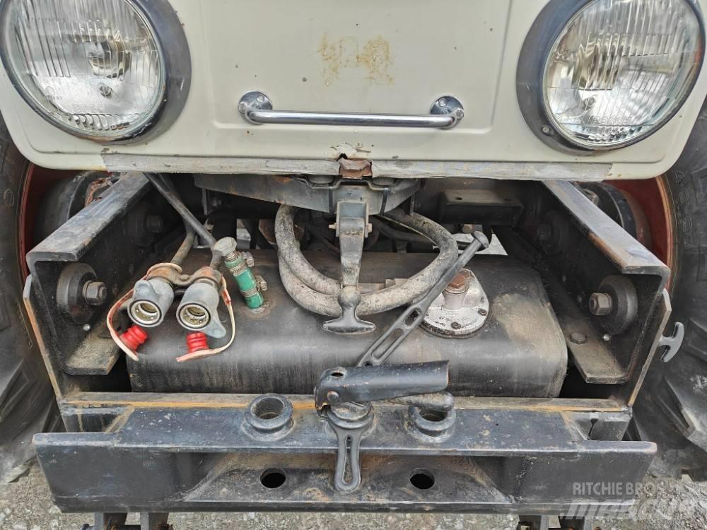 MB Trac 65/70 - VIDEO Tractoare